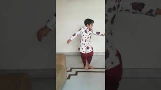 Kathak Deewana Dhairya Tondon - YouTube