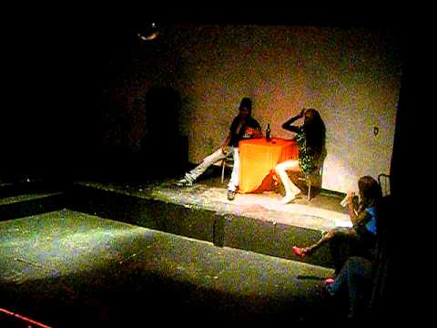 Allanah Hell No " Pancadão Gay " Na Boate CLOSE Dia 31-10-2010