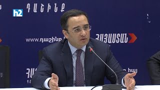 Բանծիկով չագուչը ձեռքին Փաշինյանը կանգնած՝ միջազգային մամուլում. չգիտես լացես, թե՞ ծիծաղես: Լրաբեր