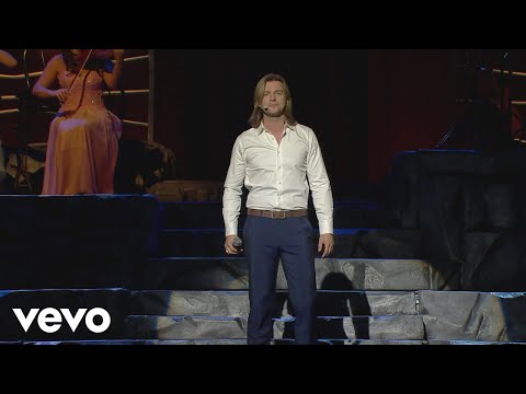 Lauren And I - Celtic Thunder