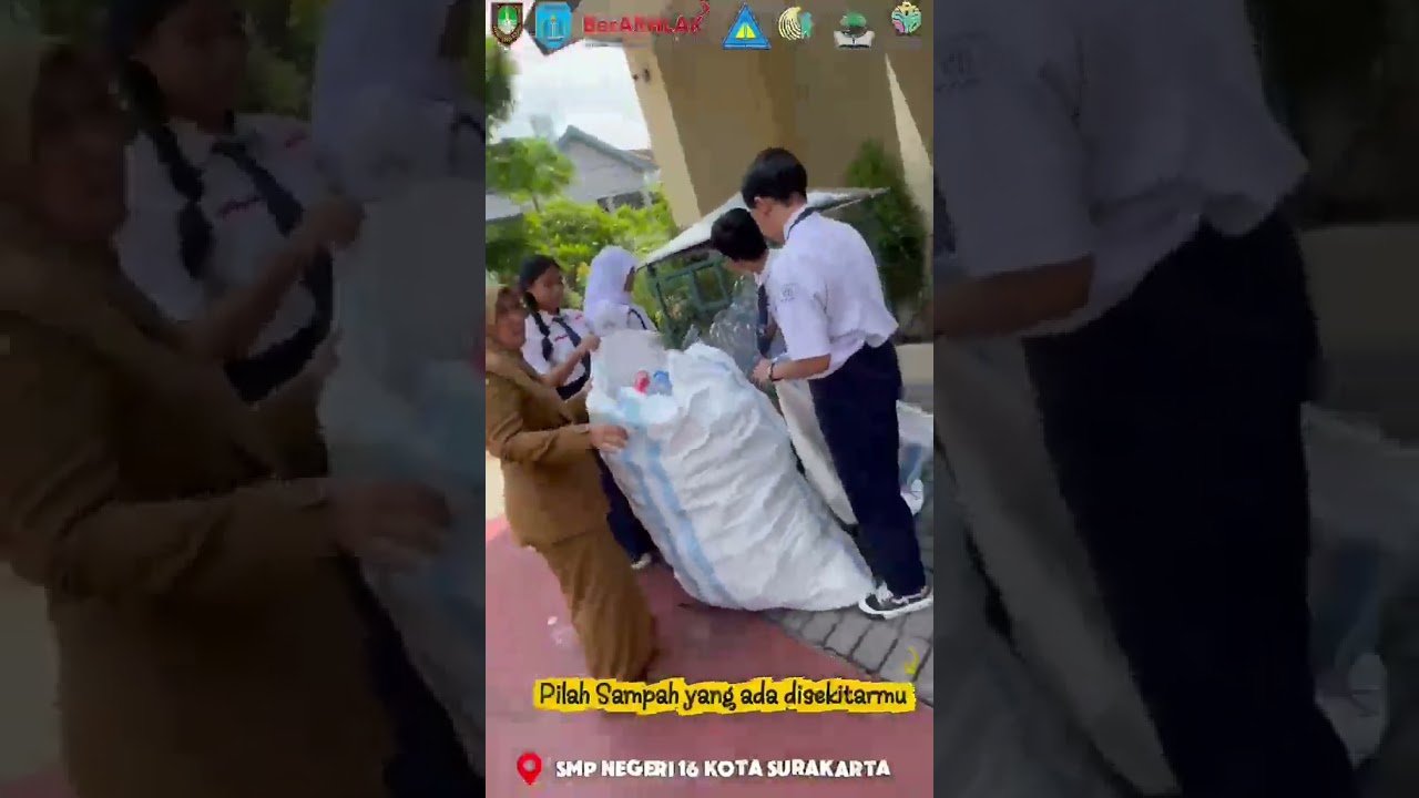 SEKOLAH HIJAU! 🌿 Kegiatan Menimbang & Memilah Sampah | Adiwiyata SMP Negeri 16 Kota Surakarta
