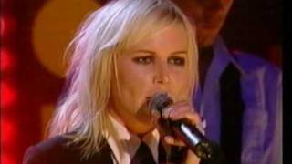 The Cardigans feat. Tom Jones - Burning Down The House (Live 1999)