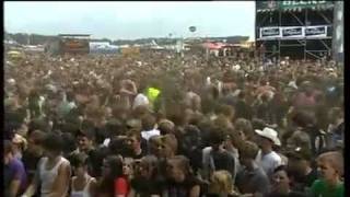 Parkway Drive - Boneyards (Live Area4 2010) [HQ]