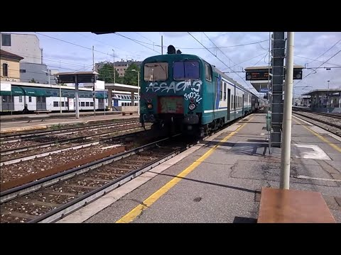 E464 271 Trenord+5 piano ribassato 1965 - Milano Greco - 28/04/2015