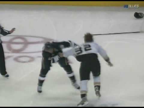 Travis Moen vs B.J. Crombeen
