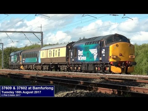 37609 & 37602 at Bamfurlong - 15th August 2017