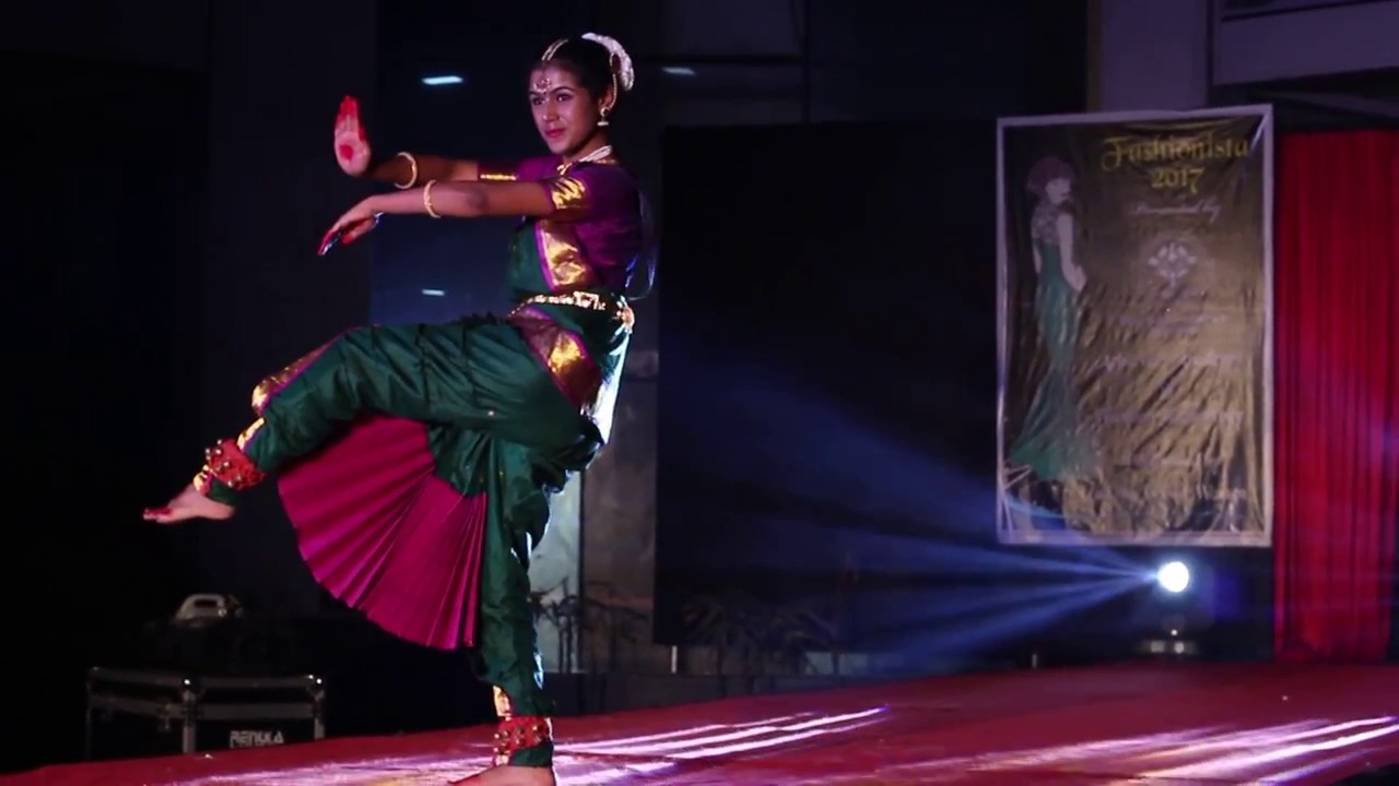 Inauguration of Fashionista 2017, Achievers Academy of Fashion Technology, Pune