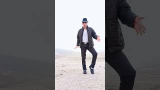 Great movewalk♥️✅ #walking #dancemove #snowdance