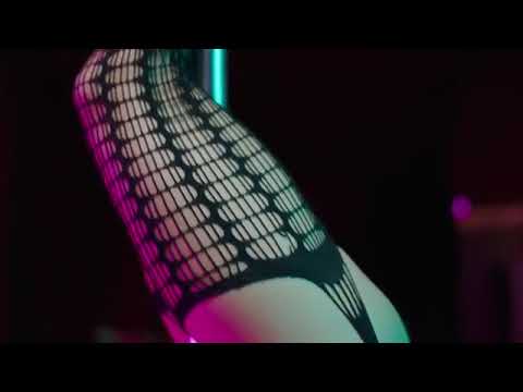 Примера Клипа: DOPEBWOY Ft BIZZEY - Salaris