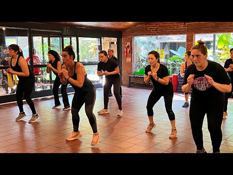 Clase de AEROBOX // Ponete en movimiento! 💪🏼🔥