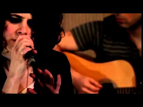 Melis Danişmend - Sır  (Akustikhane)