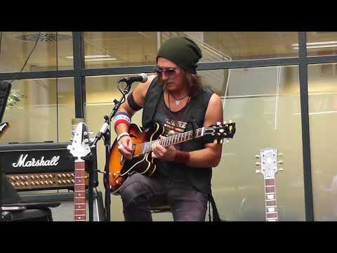 Ryan Roxie - This Year (Roxie 77) - Clinic Tour 2013, Cologne