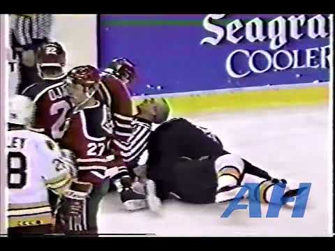 NHL Apr. 1, 1990 Randy Burridge,BOS v Jamie Huscroft,NJ Boston Bruins New Jersey Devils