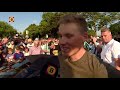 Gele truidrager Mike Teunissen start maandagavond ook in Boxmeer.