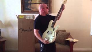Video thumbnail for HC Meets the Fender Am Vintage 63 P Bass by HarmonyCentral