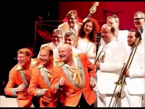 Stavgång Linköping runt i tubsockar - Spånez - Galenskaparna & After Shave