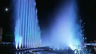 Video : China : The spectacular fountains in Ordos, Inner Mongolia - video