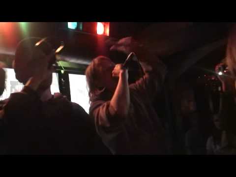 Skutelis un Edavārdi, Arčijs @ hhzapte