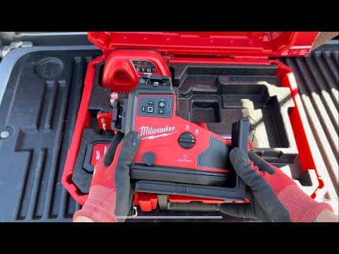 NEW! Milwaukee M12 125 ft. Green 360° 3-Plane Laser Level with Automatic Alignment & Receiver