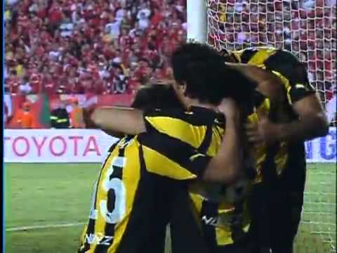 Internacional 1 x 2 Peñarol - Libertadores - Gol - 04/05/2011 - Eliminado