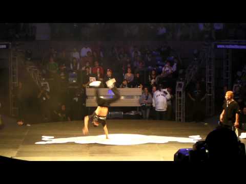 red bull 2010 Lil G vs Toshiki [HD]