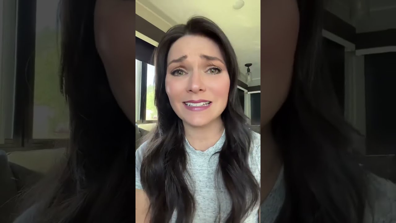 Are Pottery Barn and Crate and Barrel the same company? Tipseri