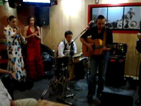 AflamenKaos Ventilador R-80 de Ojos de brujo