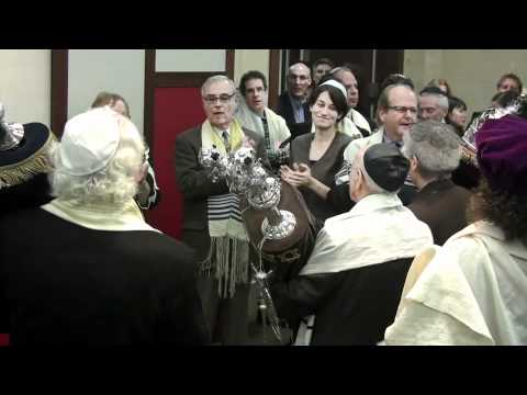 Shul Within A Shul Torah Procession Part One