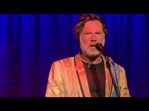 Videoclip de This One's For The Ladies (THAT LUNGE!) (Live From The Paramour) — Rufus Wainwright
