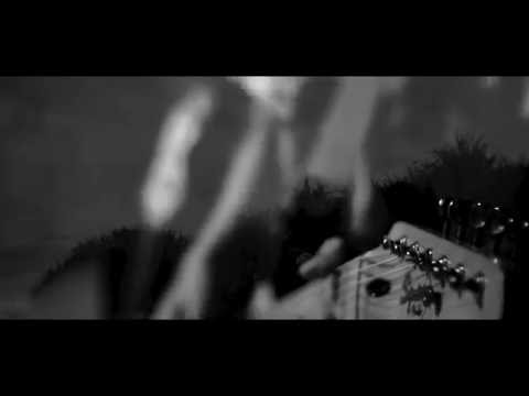 Video thumbnail for Hitam/Putih