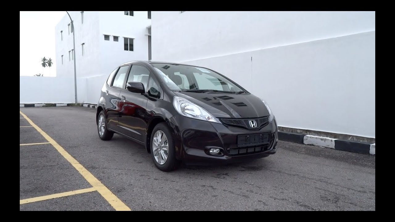 2013 Honda Jazz Petrol Start-Up and Full Vehicle Tour