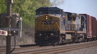 preview picture of video '(4) CSX Mixed Freight & Auto Racks @ Bayview Rd.  May 31 2014'