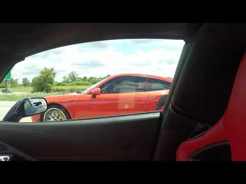 Corvette C7 Z06 vs Porsche 911 Turbo s