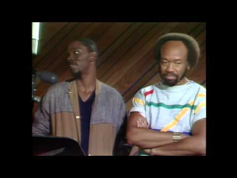 EBONY Moment - Maurice White of Earth, Wind, and Fire
