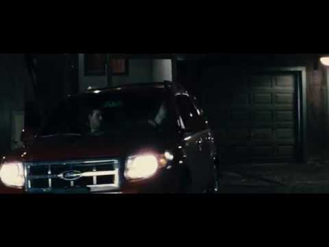 House At The End Of The Street - Fight Scene (Legendado)