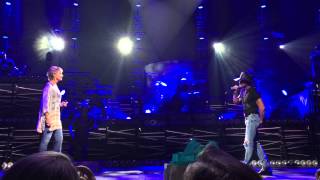 Tim McGraw and Faith Hill duet Nashville 8/15/15 (It&#39;s Your Love)