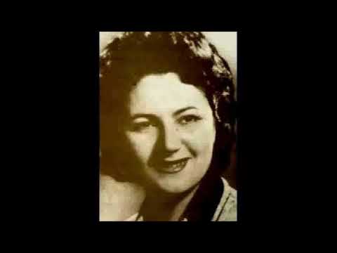 Szilvássy Margit: Rózsabokorba jöttem a világra