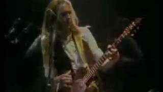 Status Quo -  Who asked you 1979 (+lyrics)