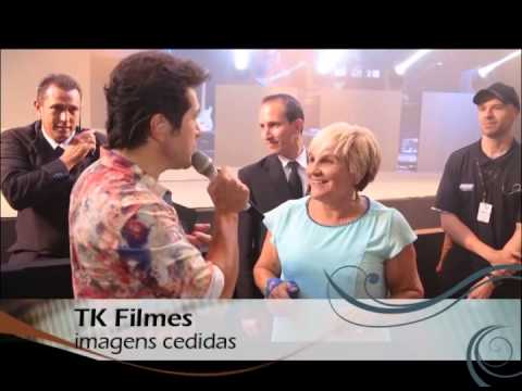 Programa Neusa Bighetti exibido no dia 05/01/2014 - Entrega do Livro Neusa para Cantor Daniel