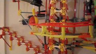 preview picture of video 'Wrap around K'nex ball tower'