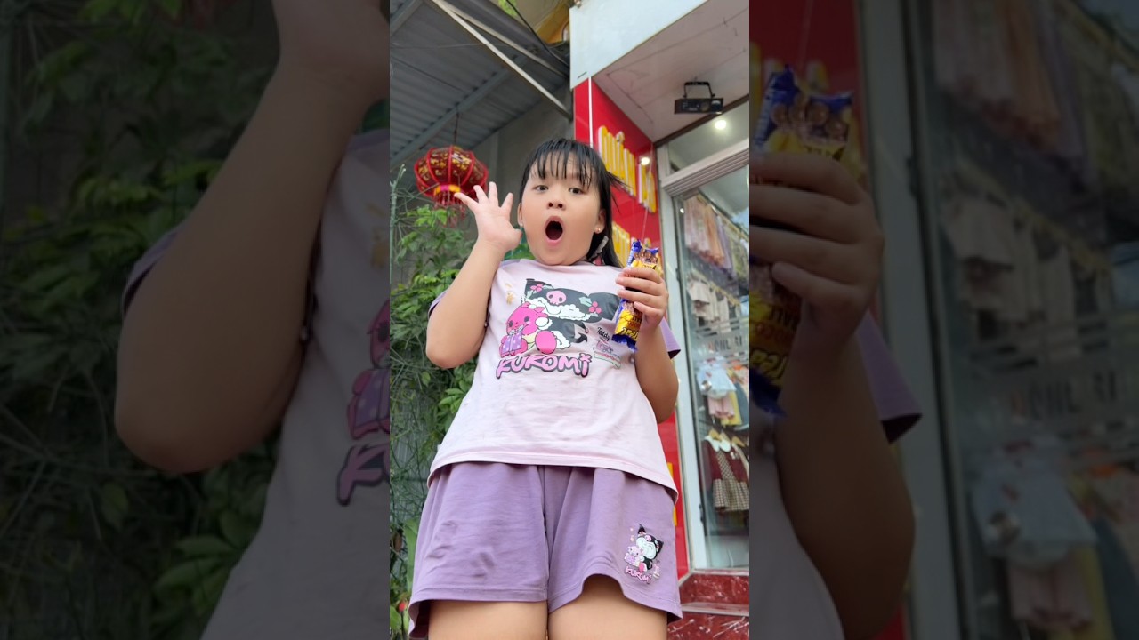 Choose the Wrong Slipper Color 😇😱🥰 Soc family #shorts