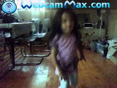 gulsum kolbasti oyniyo