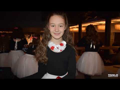 Studija Tiks  AUGUSTĖ - Tau