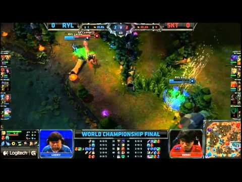 Insane first fight in Royal Club (RYL) vs SK Telecom (SKT1) | World Championship Finals
