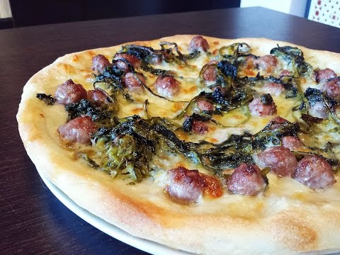Pizza salsiccia e friarielli - Le video ricette di Lara