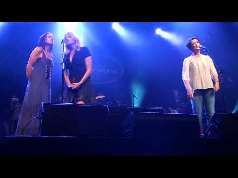 Sara Storer with Kasey Chambers & Beccy Cole - Chapters