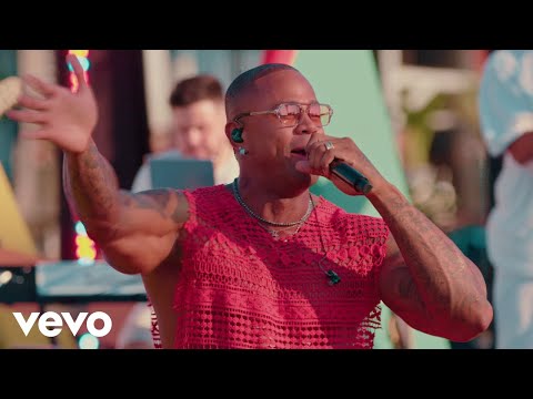 Léo Santana - Crush Blogueirinha / Invocada / Deboche (Ao Vivo)