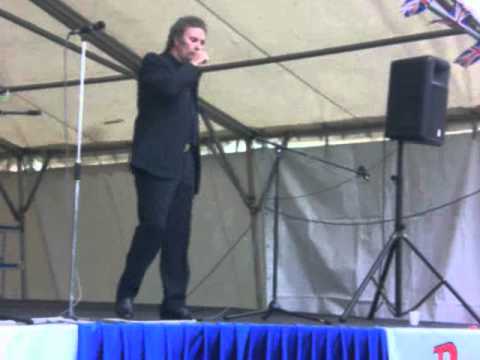 A-1A TOM JONES TRIBUTE - ABSOLUTELY TOM JONES TRIBUTE - "DELILAH" UK NO.1 LAS VEGAS ACT