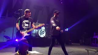 The Amity Affliction - Never Alone (Live, KERRANG! Tour, London 2017)