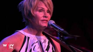 Shawn Colvin - "Hold On" (Live at Rockwood Music Hall)